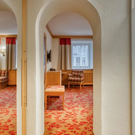 Hotel Alte Post 4*