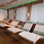 阿尔特伯斯特酒店 4*