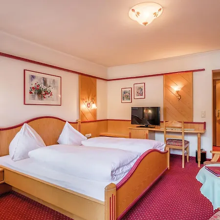Hotel Alte Post 4*